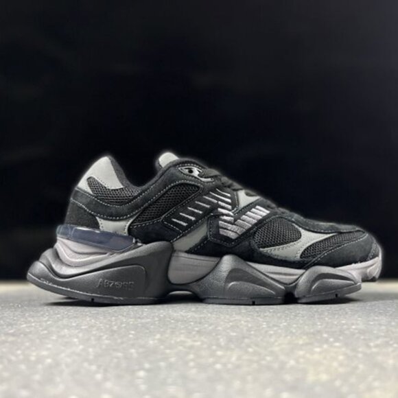 New Balance 9060 Series Grey & Black Running Shoes - Picture 2 of 6